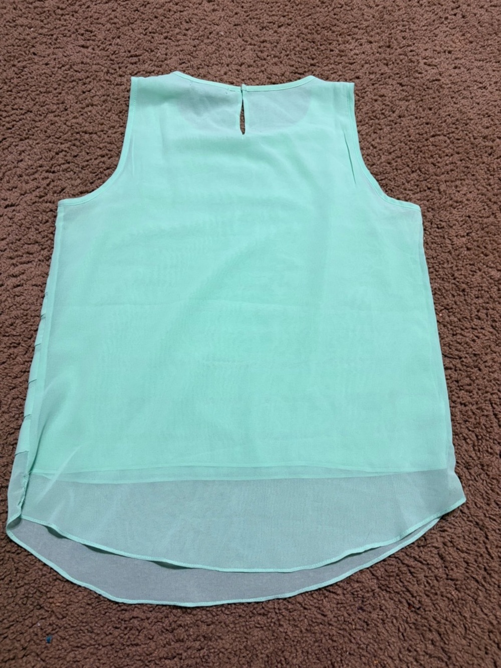 Layered Pintuck Sleeveless blouse - Mint Size Large - Picture 7 of 8